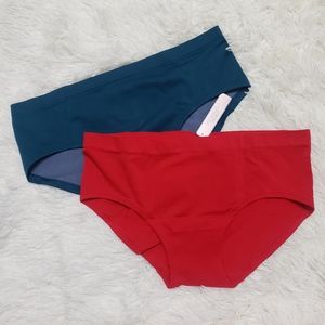 New! 2 VS Hiphugger panties